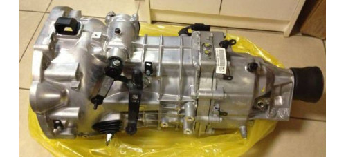 NEW MANUAL TRANSMISSION 5-MT 2WD HYUNDAI STAREX H-1 2007-15